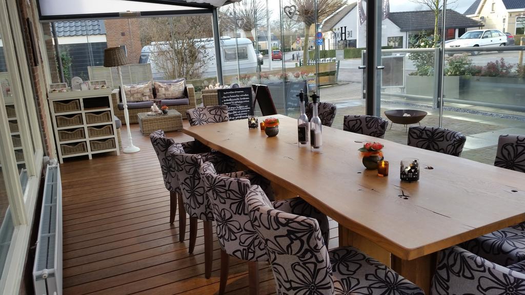 Hotel Restaurant De Hoogt Maasdam Eksteriør billede