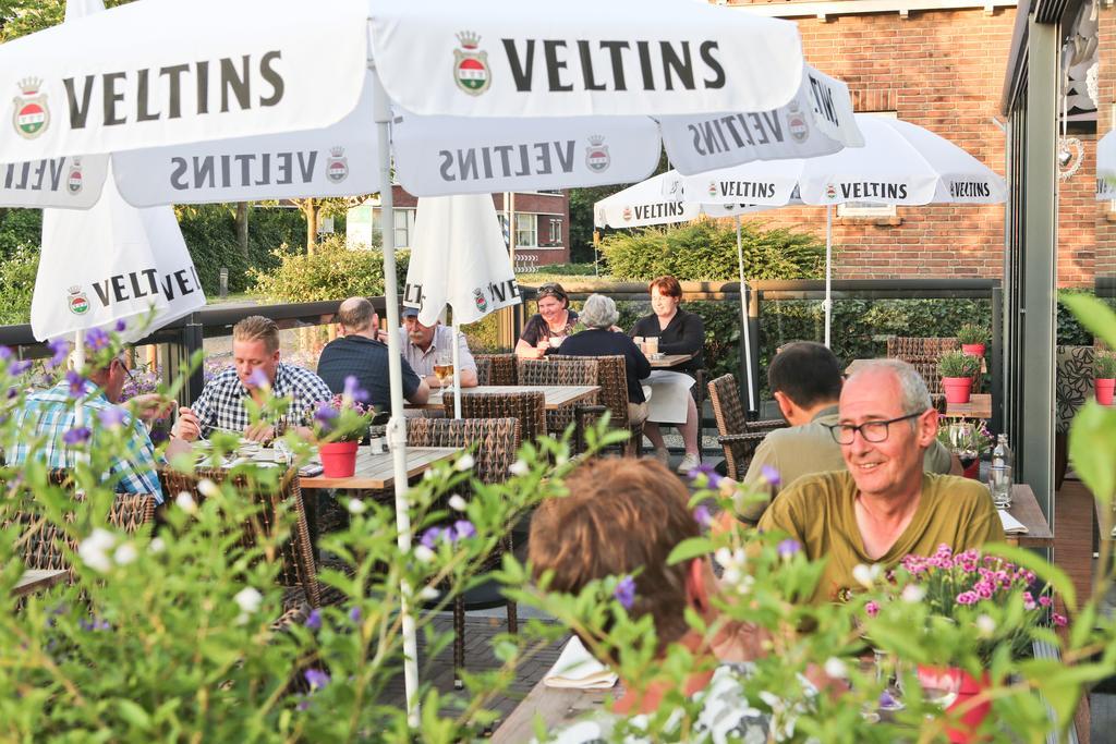 Hotel Restaurant De Hoogt Maasdam Eksteriør billede