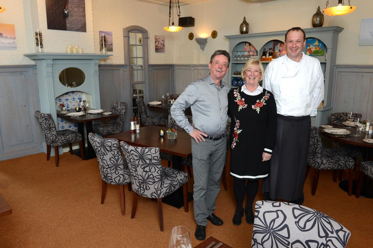Hotel Restaurant De Hoogt Maasdam Eksteriør billede