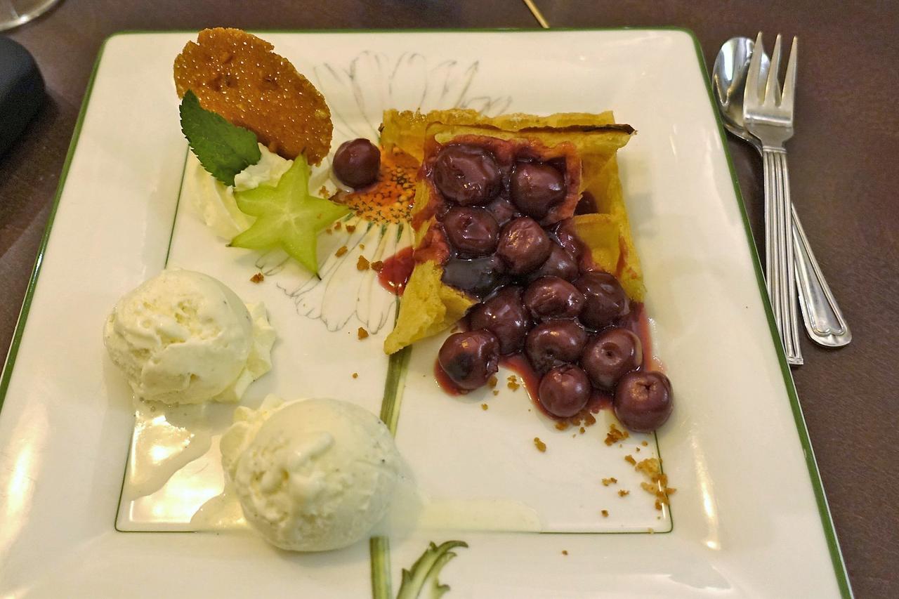 Hotel Restaurant De Hoogt Maasdam Eksteriør billede