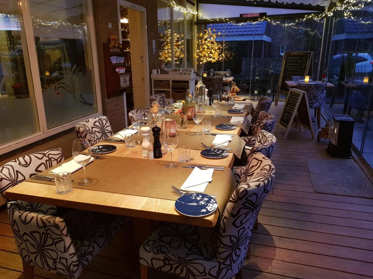 Hotel Restaurant De Hoogt Maasdam Eksteriør billede