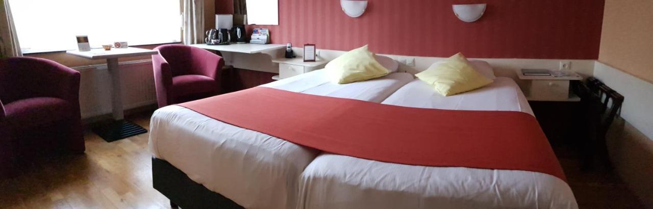 Hotel Restaurant De Hoogt Maasdam Eksteriør billede